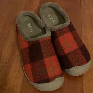 Cozy Plaid Keen Slippers